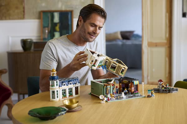 LEGO Icons 11371 Shoppinggata