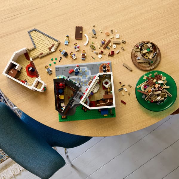 LEGO Icons 11371 Shoppinggata