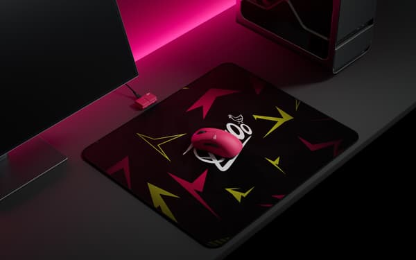 Pulsar Zywoo The Chosen Mouse Gen.2 Mini spelmus, rosa