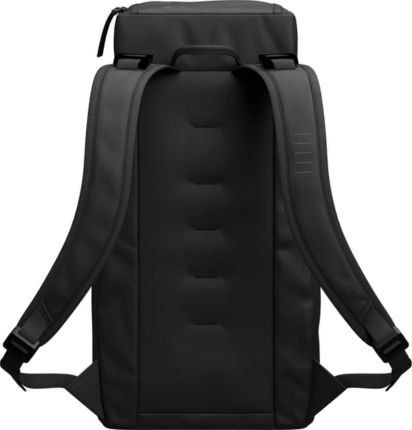Db Hugger Backpack 20L -ryggsäck, black out