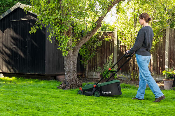 Bosch Rotak 18V-34 batterigräsklippare