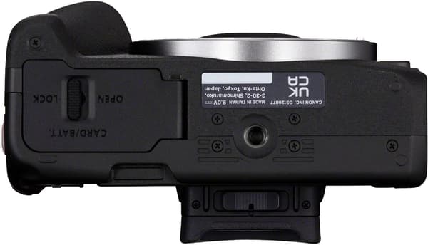 Canon EOS R50 systemkamera + RF-S 18-150mm F3.5-6.3 IS STM objektiv
