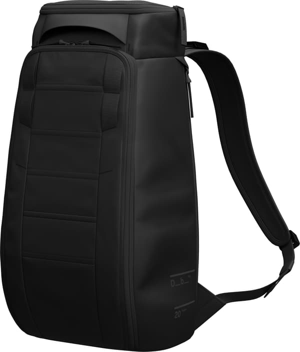 Db Hugger Backpack 20L -ryggsäck, black out