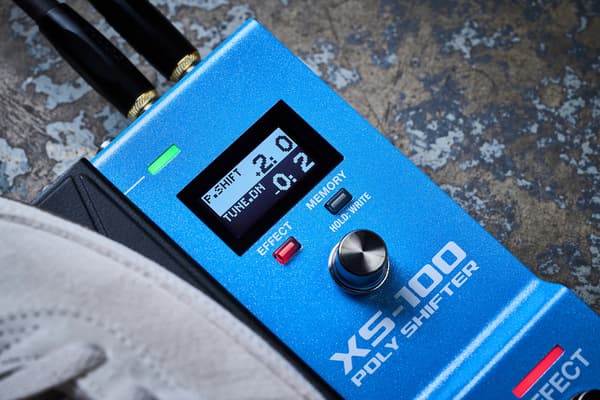 Boss XS-100 Poly Shifter pedal