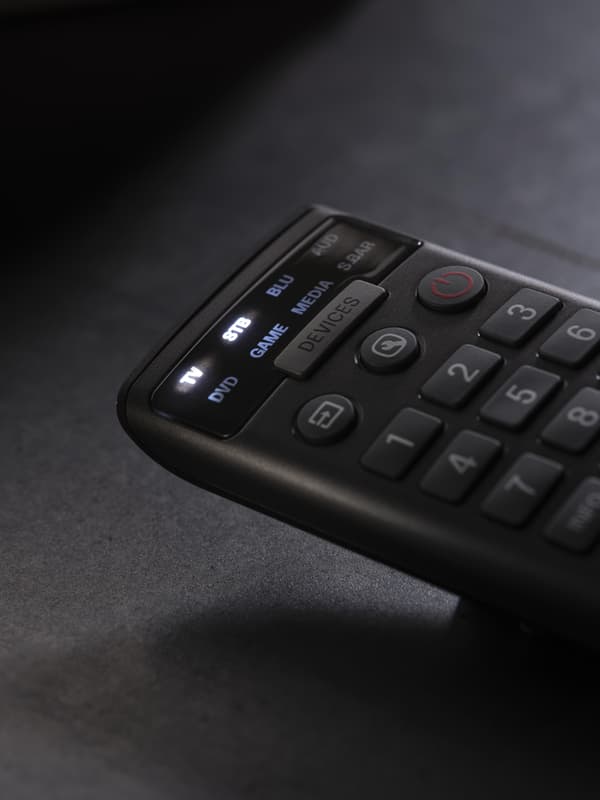One For All URC7981 Smart Control Pro 8 universalfjärrkontroll
