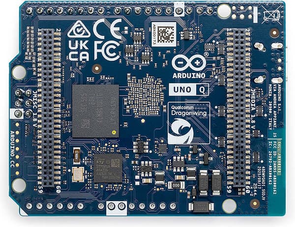 Arduino UNO Q 4G utvecklingskort
