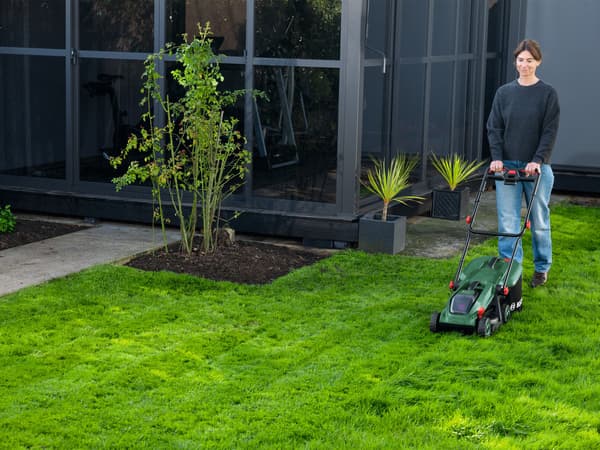 Bosch Rotak 18V-34 Solo batterigräsklippare