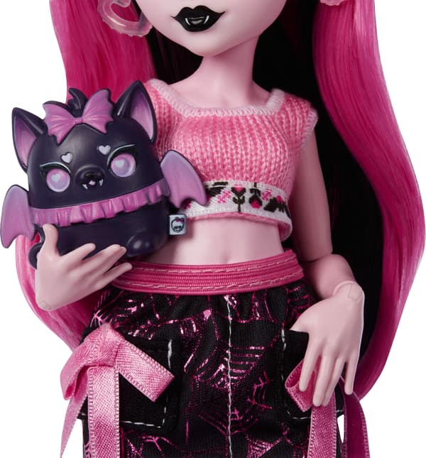 Monster High Självskrämsel-hemligheter Draculaura modesdocka