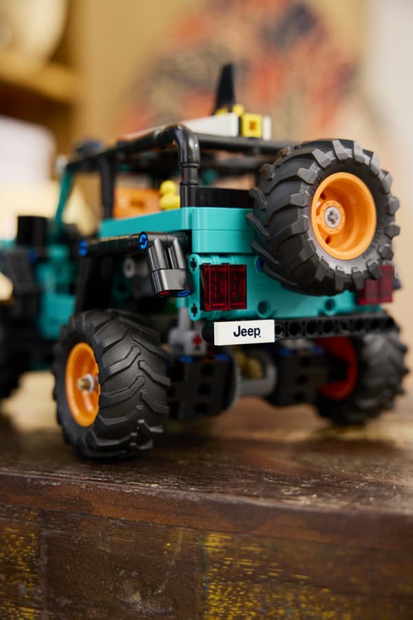 LEGO Technic 42227 Jeep® Wrangler Rubicon terrängbil