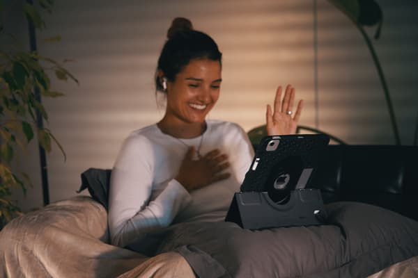 Targus VersaVu Bluetooth-tangentbordsetui, iPad Pro 13" M4