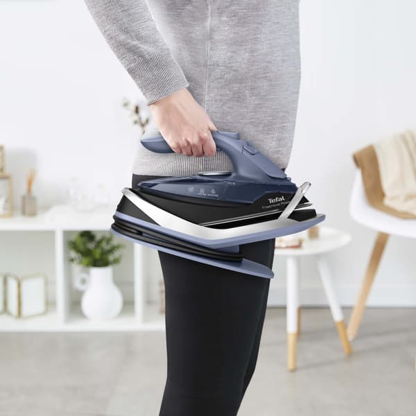 Tefal Freemove Power sladdlös ångstrykjärn