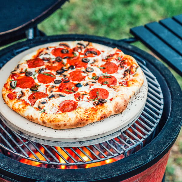 Kamado Joe Classic Joe pizzasten