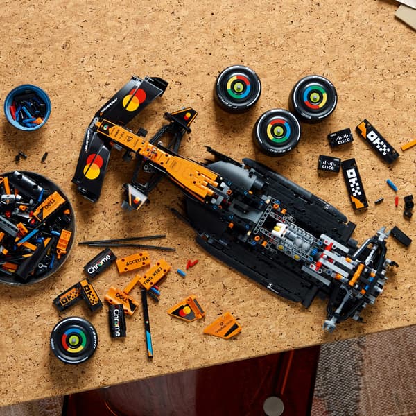 LEGO Technic 42228 McLaren MCL39 F1® bil