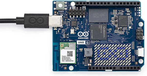 Arduino UNO Q 2G utvecklingskort