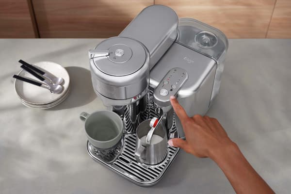 Nespresso Vertuo by Sage kapselmaskin, borstat stål