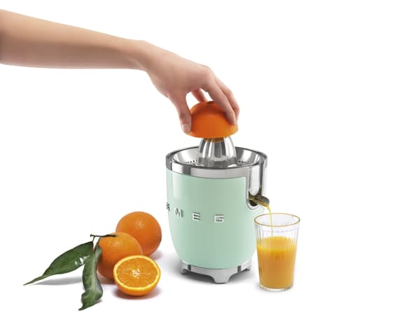 Smeg CJF11PGEU citruspress, pastellgrön