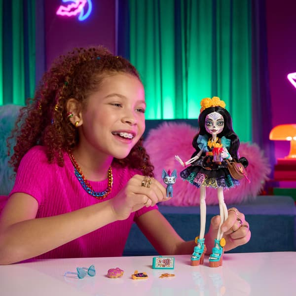 Monster High Core Student Skelita modedocka