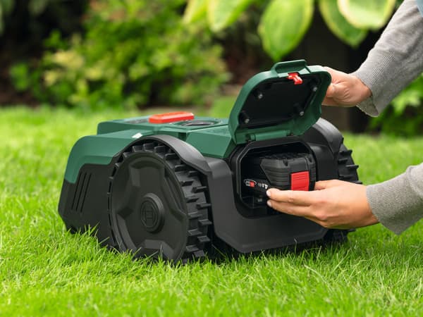 Bosch VisiMow100 robotgräsklippare