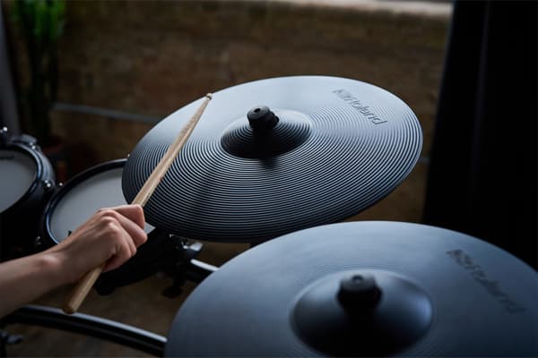 Roland TD513 V-Drums elektriskt trumset