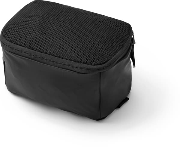 Db Essential Packing Cube S -packpåse, black out