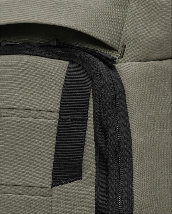 Db Hugger Backpack 20L ryggsäck, skogsgrön