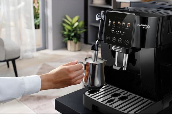 De'Longhi ECAM220.51.B Magnifica Start POP kaffemaskin, svart