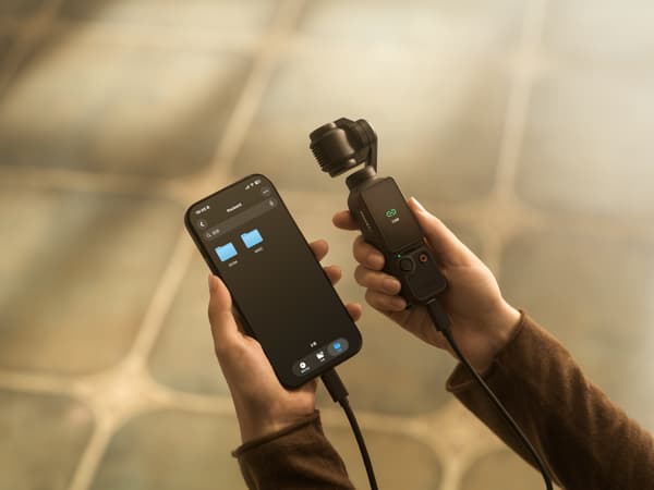 DJI Osmo Pocket 4 Creator Combo videokamera