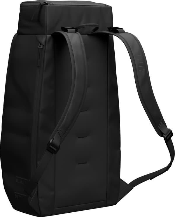 Db Hugger Backpack 30L -ryggsäck, black out
