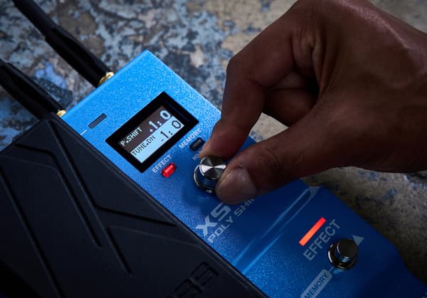Boss XS-100 Poly Shifter pedal