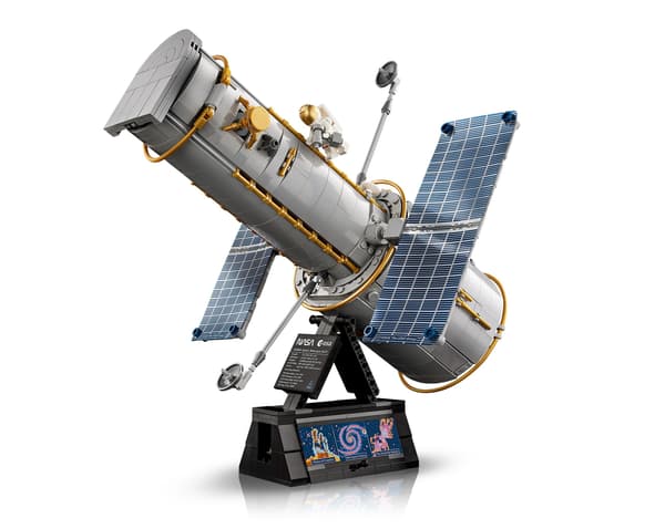 LEGO Icons 11382 Hubble rymdteleskop