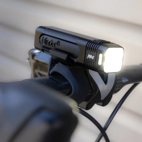 Knog Blinder 1000 Integrated, cykelns framlykta 1000 lm