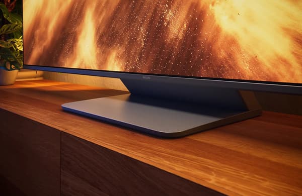 Philips 55" PQS8701 – 4K QLED Ambilight-TV