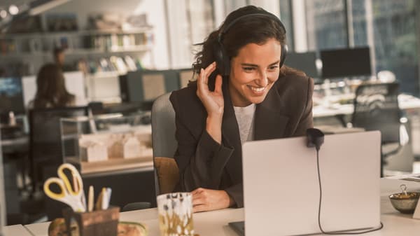Jabra Evolve3 85 LINK390A trådlöst headset + dockningsstation, MS, svart