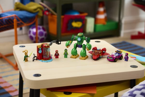 LEGO Marvel 11211 - Loki mot Iron Mans team