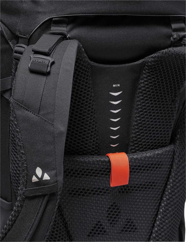 Vaude Asymmetric 52 + 8 ryggsäck, svart