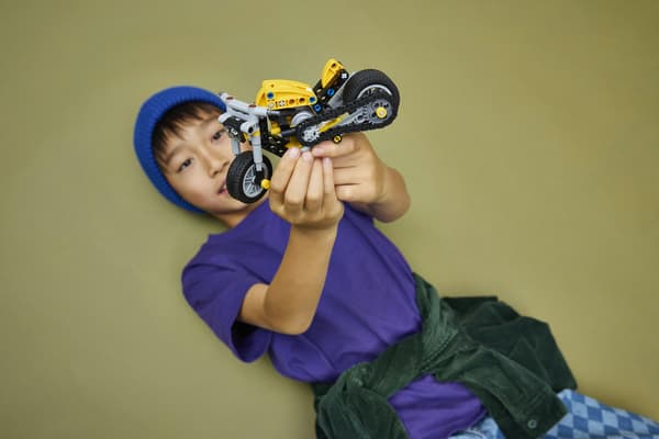 LEGO Technic 42225 Gul motorcykel