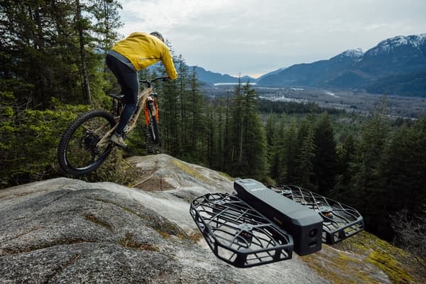 HoverAir X1 Pro Ultimate Cykelkit-drönare, svart
