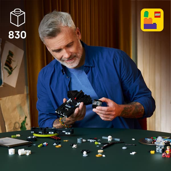 LEGO Icons 11389 Operation Ave Maria