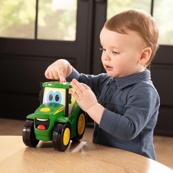 John Deere Ljus & Ljud, Johnny Traktor
