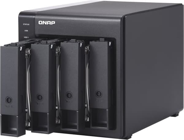 QNAP TR-004 RAID -utbyggnadshubb