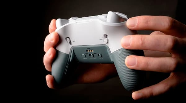Revolution X 360 Edition spelkontroll, XBOX