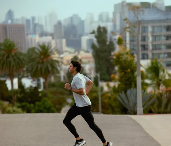 Amazfit Active Max sportklocka, svart