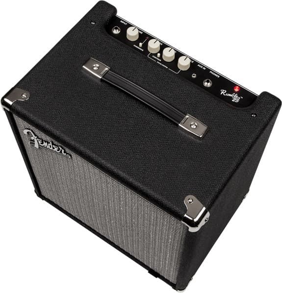 Fender Rumble 25 -bascombo, 25 watt