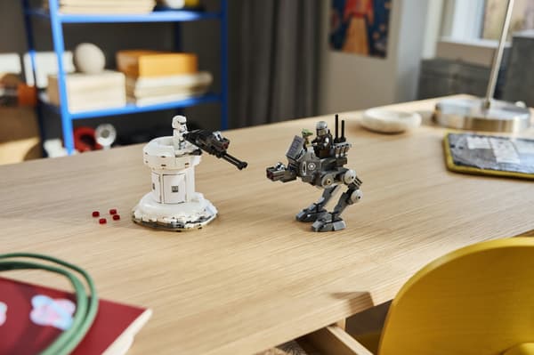 LEGO Star Wars 75444 AT-RT-attack