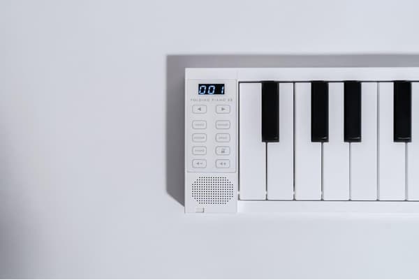 Carry-On FP88T -digitalt vikbart piano, vit