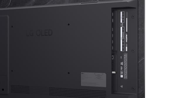 LG 42" OLED evo C6 – 4K TV (C64)
