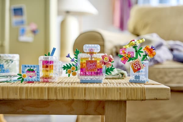 LEGO Creator 31383 – Parfymflaska med blommotiv