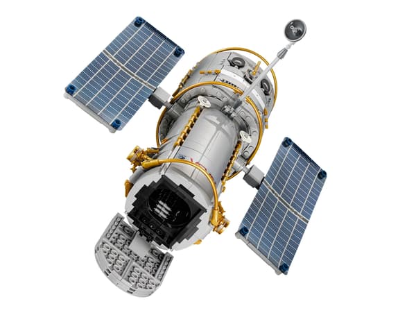 LEGO Icons 11382 Hubble rymdteleskop