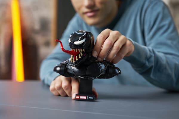 LEGO Super Heroes Marvel 76356 Venoms byst