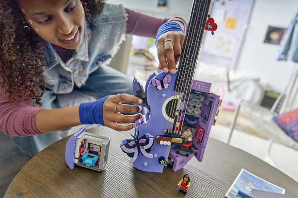 LEGO Editions Music 43031 Olivia Rodrigos gitarr
